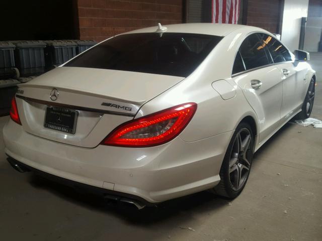 WDDLJ7EB0CA024137 - 2012 MERCEDES-BENZ CLS 63 AMG WHITE photo 4