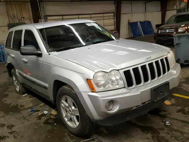 1J8GR48K27C667963 - 2007 JEEP GRAND CHER SILVER photo 1