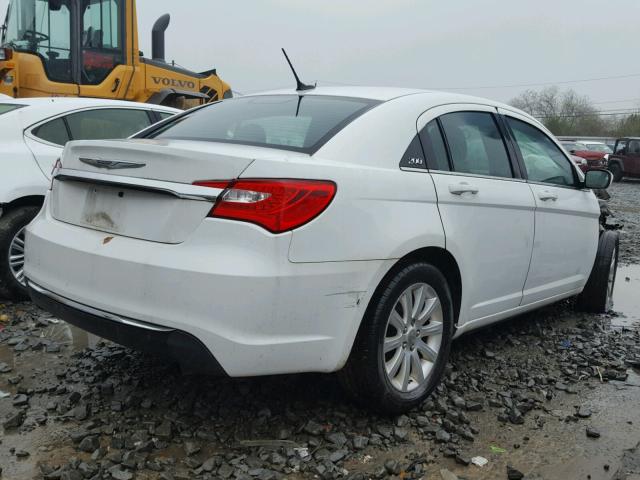 1C3CCBBB3DN763996 - 2013 CHRYSLER 200 TOURIN WHITE photo 4