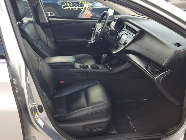 4T1BK1EB4HU251526 - 2017 TOYOTA AVALON XLE SILVER photo 5