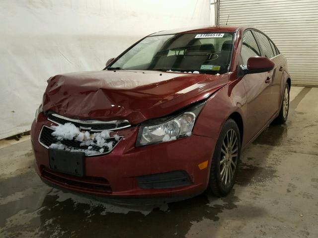 1G1PJ5SB9D7320995 - 2013 CHEVROLET CRUZE ECO MAROON photo 2