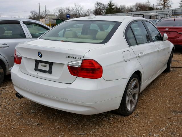 WBAVD33556KV64577 - 2006 BMW 330 XI WHITE photo 4