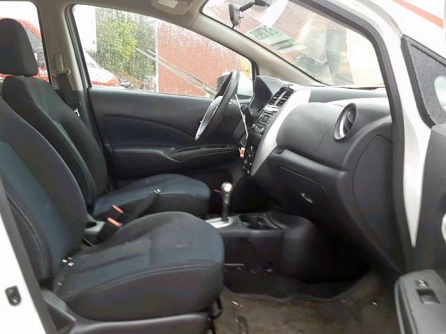 3N1CE2CP6FL377949 - 2015 NISSAN VERSA NOTE WHITE photo 5