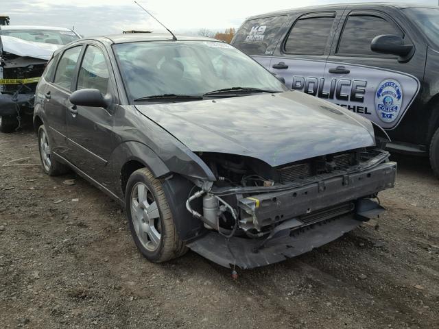 3FAHP37N95R122760 - 2005 FORD FOCUS ZX5 GRAY photo 1