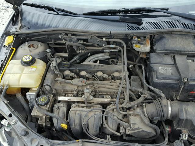 1FAFP34N46W181483 - 2006 FORD FOCUS ZX4 GRAY photo 7