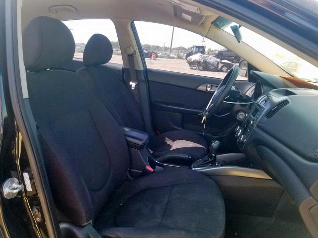 KNAFU4A20D5721589 - 2013 KIA FORTE EX BLACK photo 5