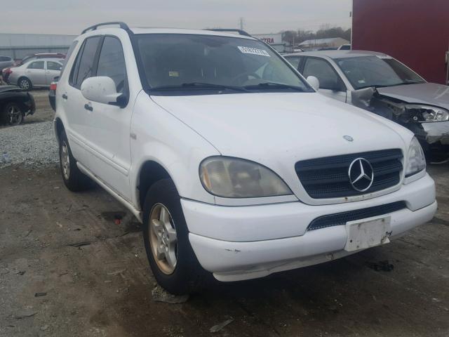 4JGAB54E11A258746 - 2001 MERCEDES-BENZ ML 320 WHITE photo 1