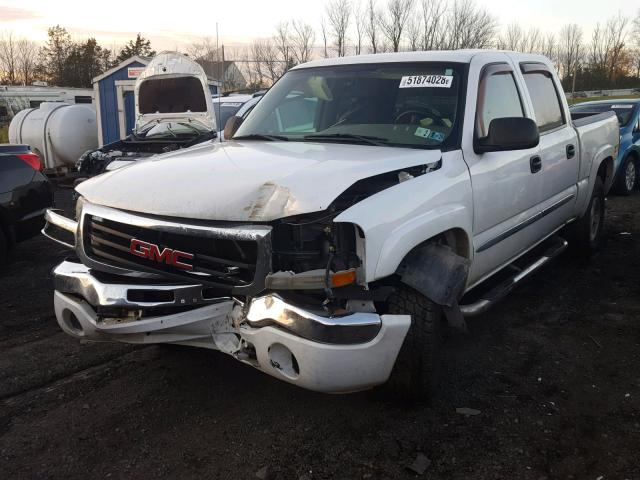 2GTEK13T341411849 - 2004 GMC NEW SIERRA WHITE photo 2