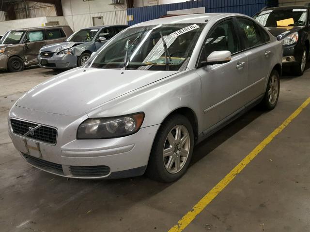 YV1MS382962201759 - 2006 VOLVO S40 2.4I SILVER photo 2