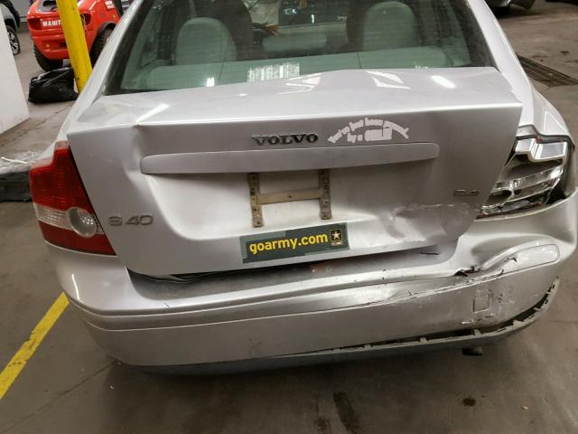 YV1MS382962201759 - 2006 VOLVO S40 2.4I SILVER photo 9