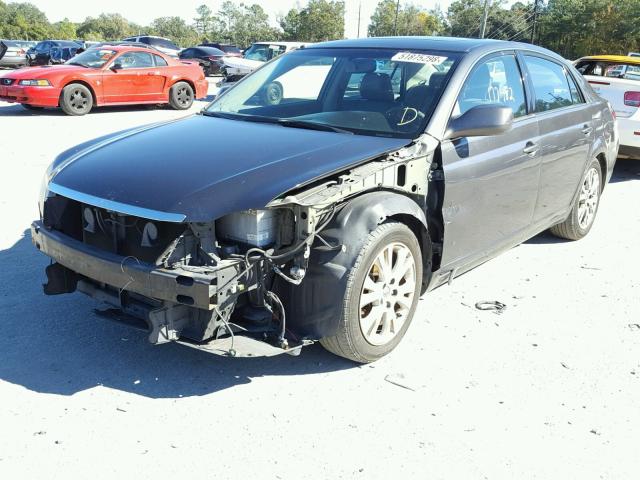 4T1BK36B98U295225 - 2008 TOYOTA AVALON XL GRAY photo 2