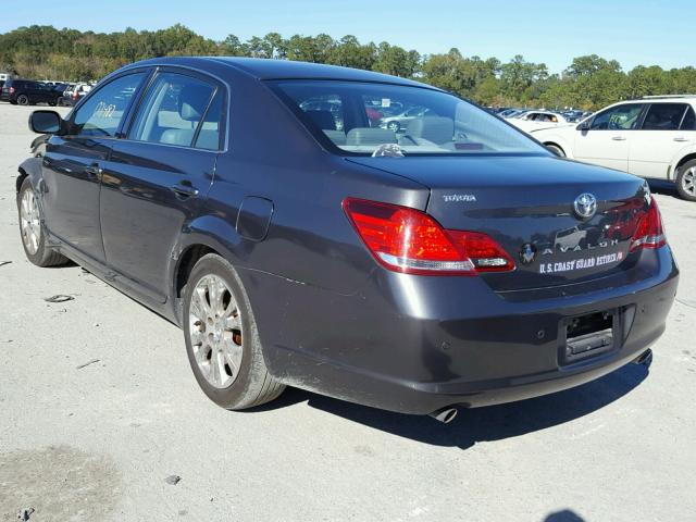 4T1BK36B98U295225 - 2008 TOYOTA AVALON XL GRAY photo 3