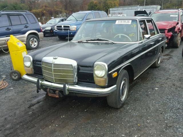 11511010306959 - 1973 MERCEDES-BENZ 220 DIESEL BLACK photo 2