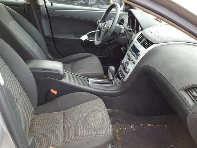 1G1ZH57B28F290098 - 2008 CHEVROLET MALIBU 1LT SILVER photo 5