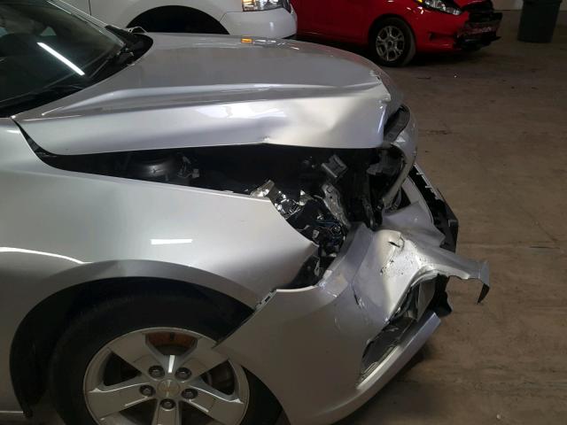 1G11B5SA2DF335810 - 2013 CHEVROLET MALIBU LS 银色 照片 9