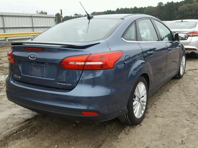 1FADP3J20JL261696 - 2018 FORD FOCUS TITA BLUE photo 4