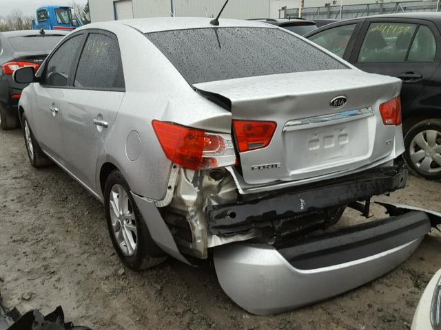 KNAFU4A21B5429124 - 2011 KIA FORTE EX SILVER photo 3