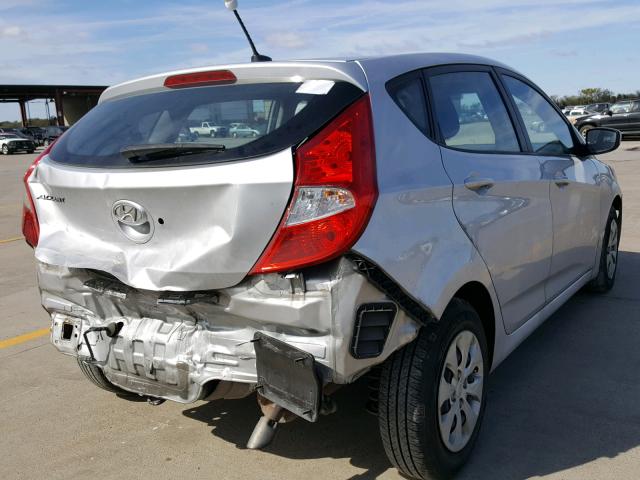 KMHCT5AE5GU248268 - 2016 HYUNDAI ACCENT SE SILVER photo 4