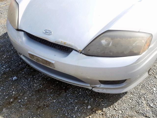 KMHHM65D25U176887 - 2005 HYUNDAI TIBURON SILVER photo 9