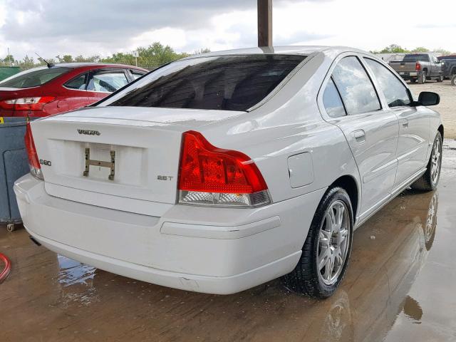 YV1RS592252465498 - 2005 VOLVO S60 2.5T WHITE photo 4