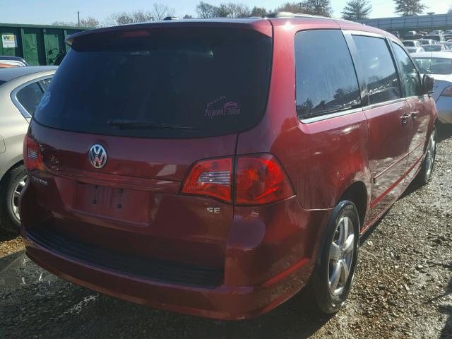 2V4RW3DG8BR642222 - 2011 VOLKSWAGEN ROUTAN SE RED photo 4