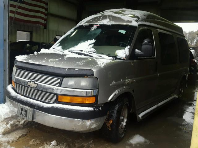 1GBFG15T431187230 - 2003 CHEVROLET EXPRESS G1 SILVER photo 2