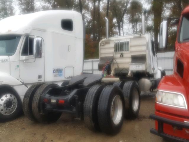 4V4KC9GH58N490020 - 2008 VOLVO VHD WHITE photo 4