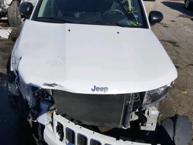 1C4NJDBB0GD566512 - 2016 JEEP COMPASS SP WHITE photo 7