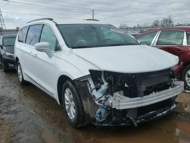 2C4RC1BG8HR616111 - 2017 CHRYSLER PACIFICA T WHITE photo 1