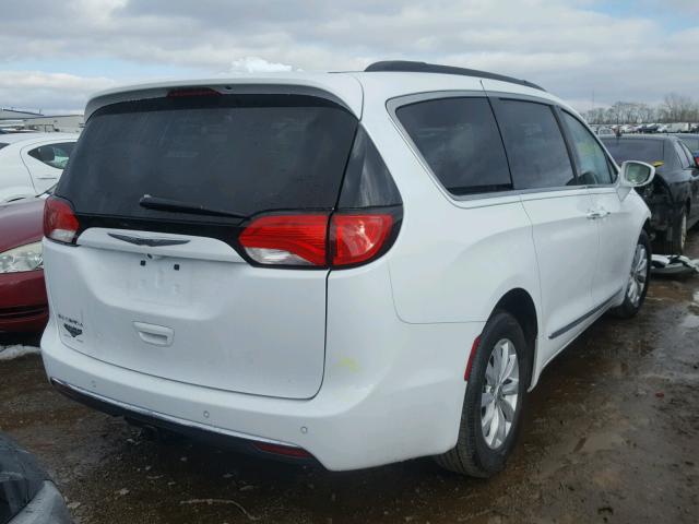 2C4RC1BG8HR616111 - 2017 CHRYSLER PACIFICA T WHITE photo 4