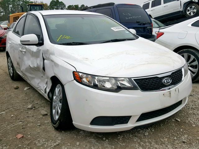 KNAFU4A28D5726944 - 2013 KIA FORTE EX WHITE photo 1