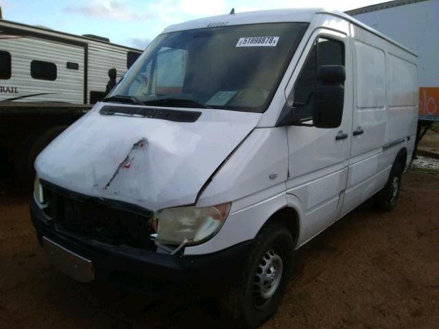 WD0PD644455824474 - 2005 DODGE SPRINTER 2 WHITE photo 2