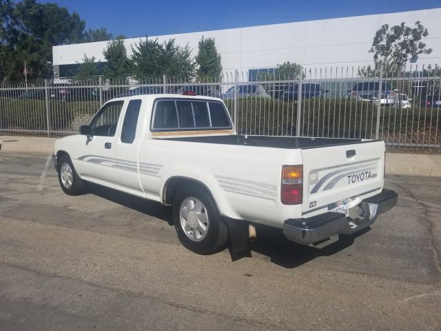 JT4VN93G5R5040434 - 1994 TOYOTA PICKUP 1/2 WHITE photo 6