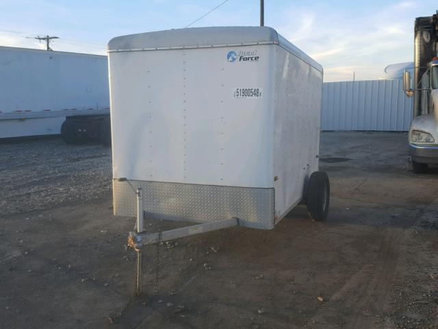 1W4200D1354055868 - 2005 WELLS CARGO TRAILER WHITE photo 2