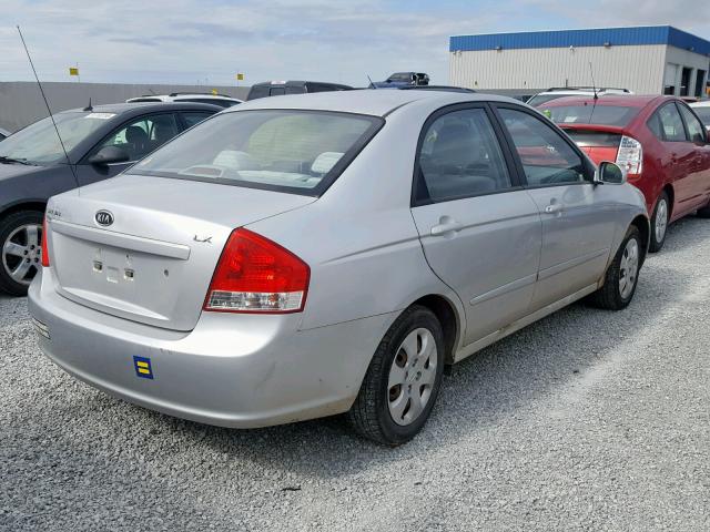 KNAFE221095610975 - 2009 KIA SPECTRA EX GRAY photo 4