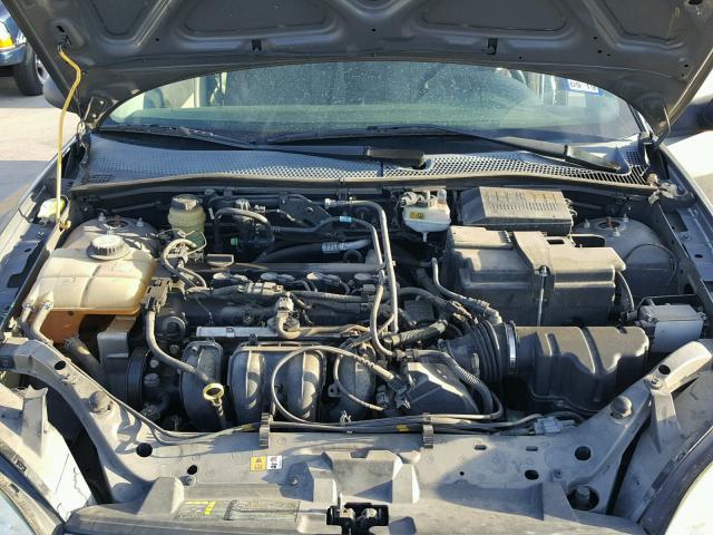 1FAHP34N76W137230 - 2006 FORD FOCUS ZX4 GRAY photo 7