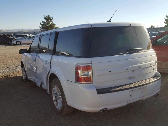 2FMGK5B89GBA12581 - 2016 FORD FLEX SE WHITE photo 3