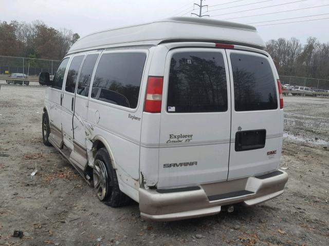 1GDFG15T641117902 - 2004 GMC SAVANA RV WHITE photo 3