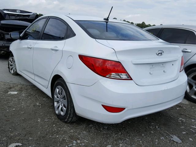 KMHCT4AE7GU962767 - 2016 HYUNDAI ACCENT SE WHITE photo 3