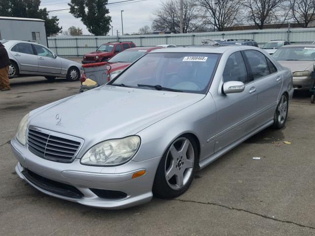 WDBNG75J33A372991 - 2003 MERCEDES-BENZ S 500 GRAY photo 2