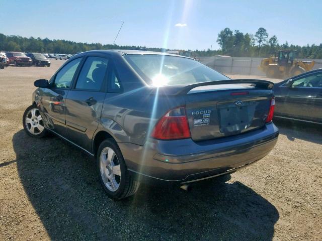 1FAHP34N17W362602 - 2007 FORD FOCUS ZX4 SILVER photo 3