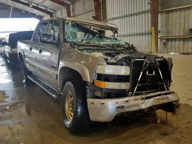 1GCHC23U42F120503 - 2002 CHEVROLET SILVERADO GOLD photo 1