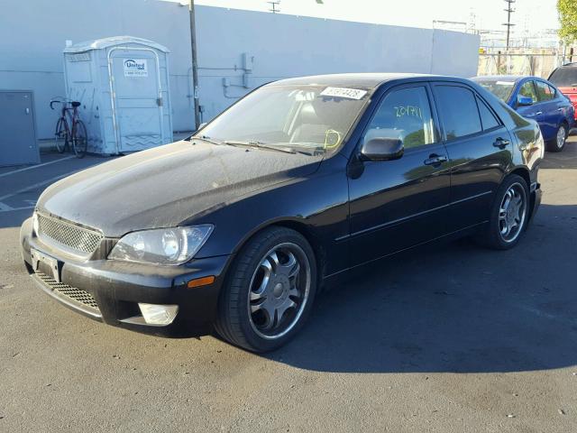 JTHBD182910009062 - 2001 LEXUS IS 300 BLACK photo 2