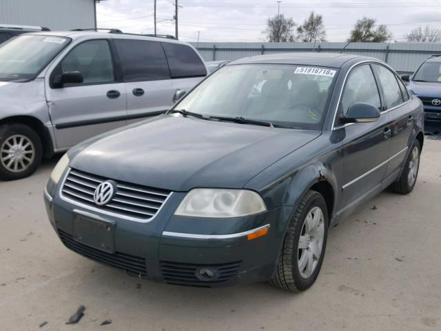 WVWAE63B85P017603 - 2005 VOLKSWAGEN PASSAT GLS GREEN photo 2