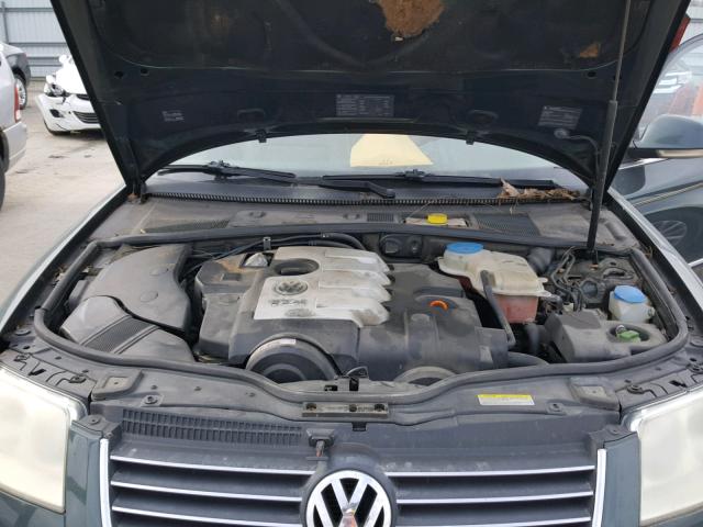 WVWAE63B85P017603 - 2005 VOLKSWAGEN PASSAT GLS GREEN photo 7