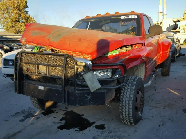 3B7MF33C72M239679 - 2002 DODGE RAM 3500 RED photo 2