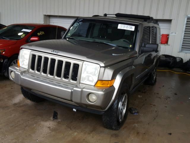 1J8HH48N46C248111 - 2006 JEEP COMMANDER GOLD photo 2