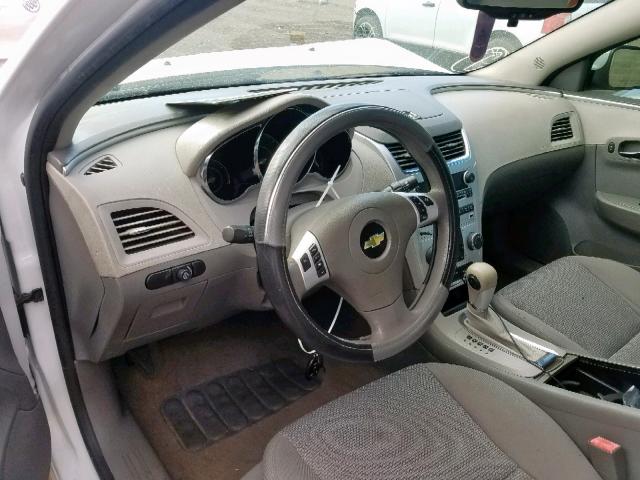 1G1ZC5E09CF116831 - 2012 CHEVROLET MALIBU 1LT 白色 照片 9