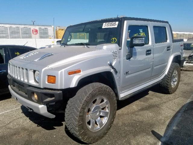 5GRGN022X9H100957 - 2009 HUMMER H2 SUT LUX SILVER photo 2