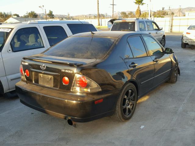 JTHBD182710032615 - 2001 LEXUS IS 300 BLACK photo 4